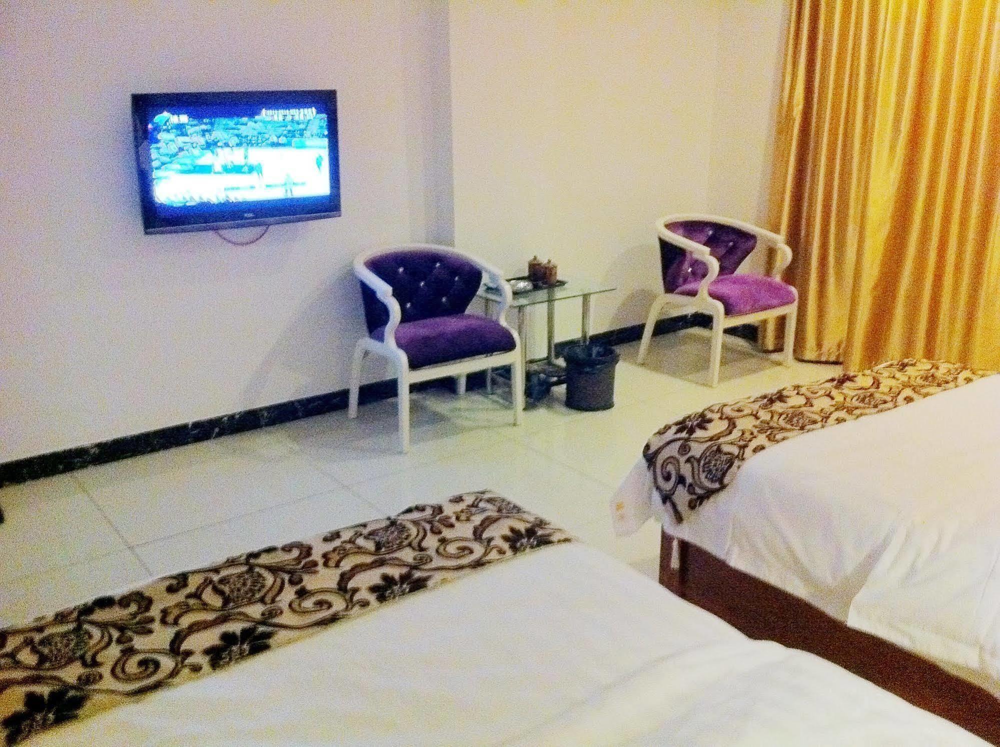 Guoxing Business Hotel จ้าวชิง ภายนอก รูปภาพ